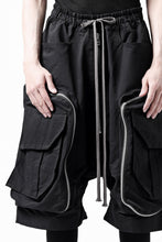 画像をギャラリービューアに読み込む, A.F ARTEFACT RADICAL-ZIP MILITARY SARROUEL SHORTS (BLACK)
