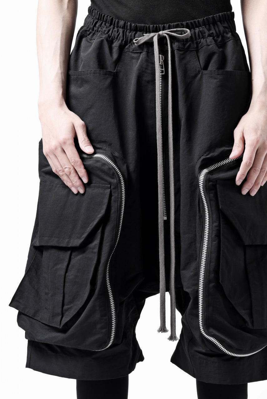 画像をギャラリービューアに読み込む, A.F ARTEFACT RADICAL-ZIP MILITARY SARROUEL SHORTS (BLACK)