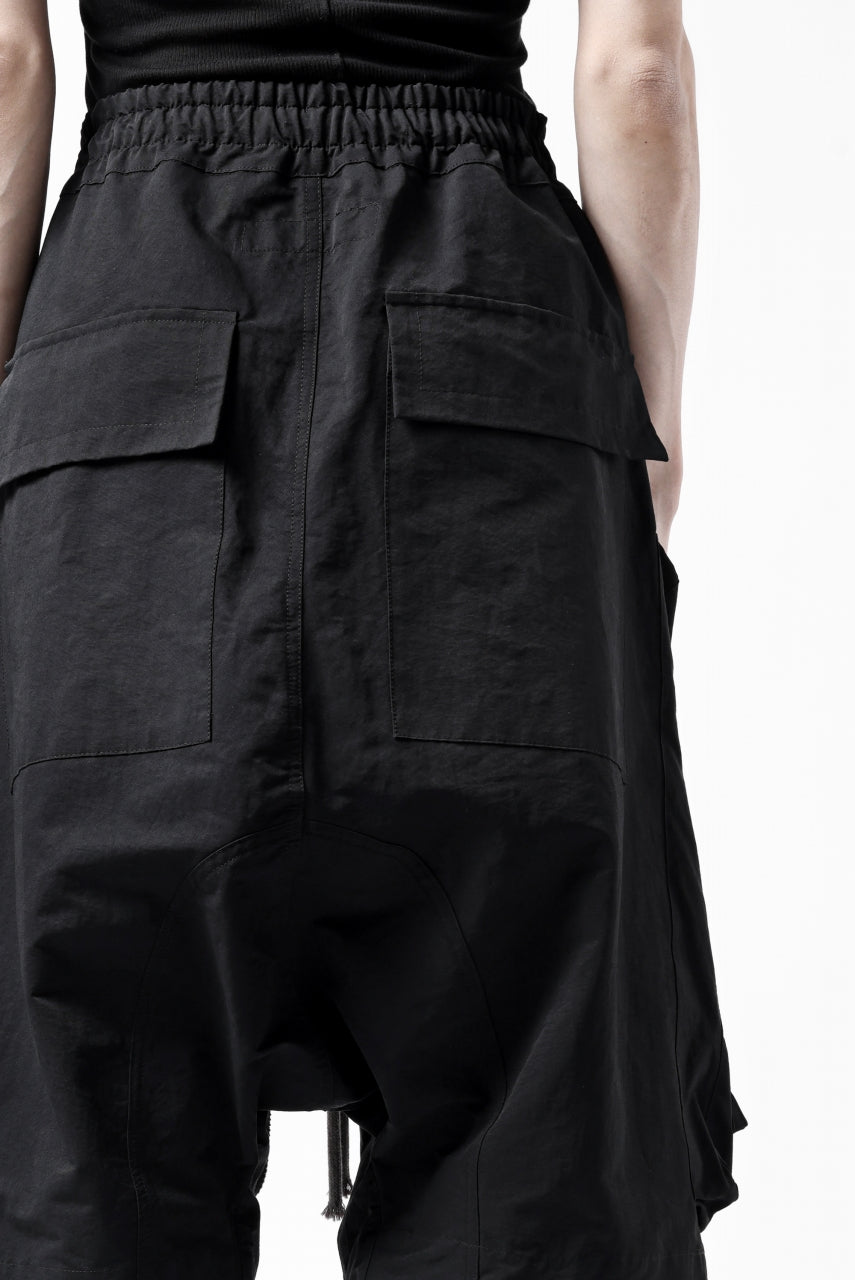 画像をギャラリービューアに読み込む, A.F ARTEFACT RADICAL-ZIP MILITARY SARROUEL SHORTS (BLACK)