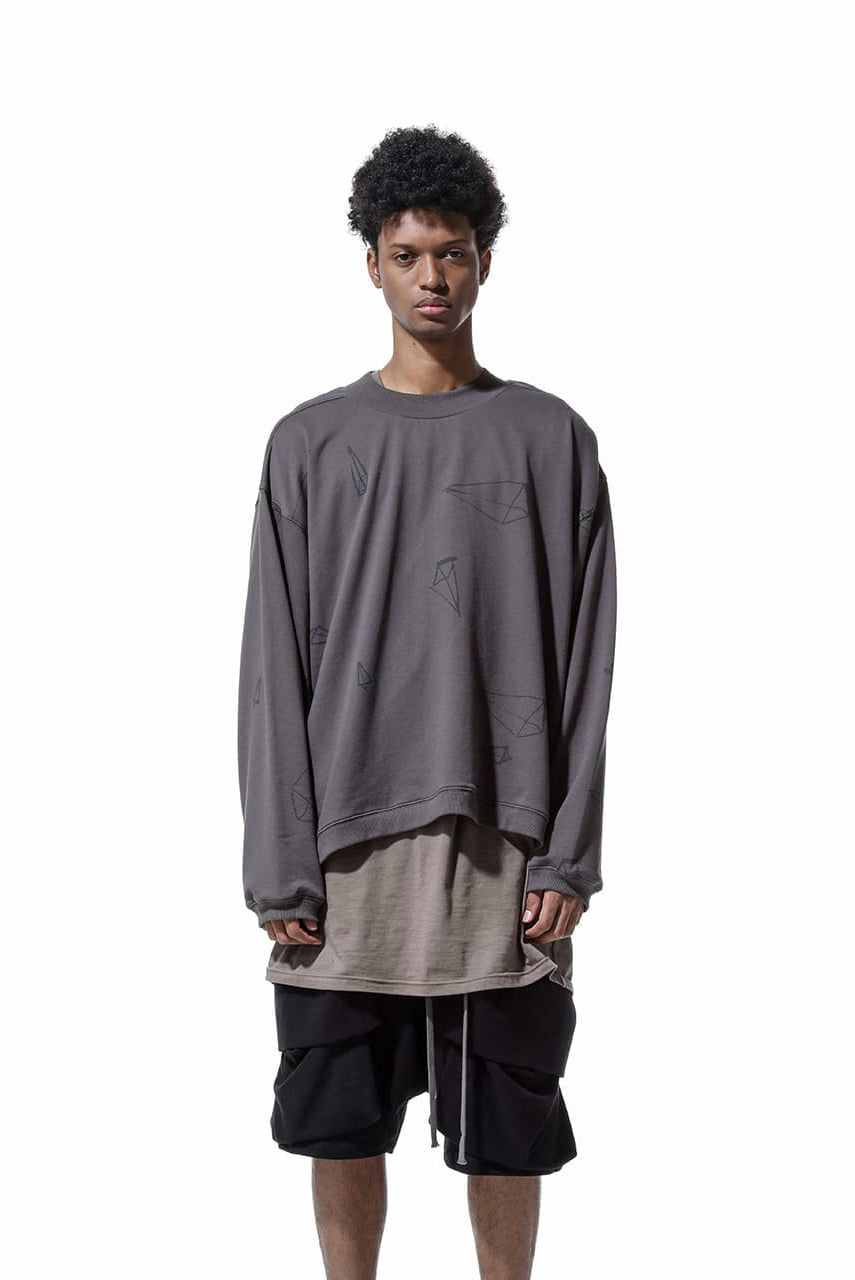 画像をギャラリービューアに読み込む, A.F ARTEFACT PYRA PATTERN PRINT CREW NECK TOPS (GREY)