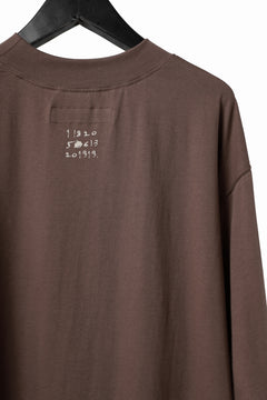 画像をギャラリービューアに読み込む, A.F ARTEFACT THICK-COLLAR BASIC L/S T-SHIRT / TYPE B PRINT (BROWN)