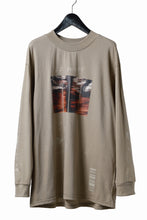 画像をギャラリービューアに読み込む, A.F ARTEFACT THICK-COLLAR BASIC L/S T-SHIRT / TYPE A PRINT (BEIGE)