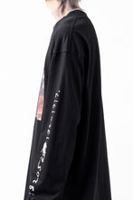 画像をギャラリービューアに読み込む, A.F ARTEFACT THICK-COLLAR BASIC L/S T-SHIRT / TYPE A PRINT (BLACK)