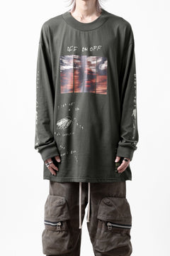 画像をギャラリービューアに読み込む, A.F ARTEFACT THICK-COLLAR BASIC L/S T-SHIRT / TYPE A PRINT (KHAKI)