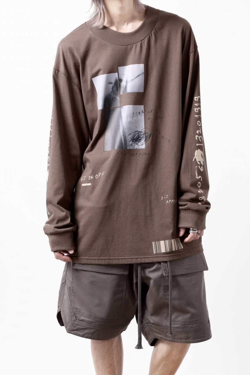 画像をギャラリービューアに読み込む, A.F ARTEFACT THICK-COLLAR BASIC L/S T-SHIRT / TYPE B PRINT (BROWN)