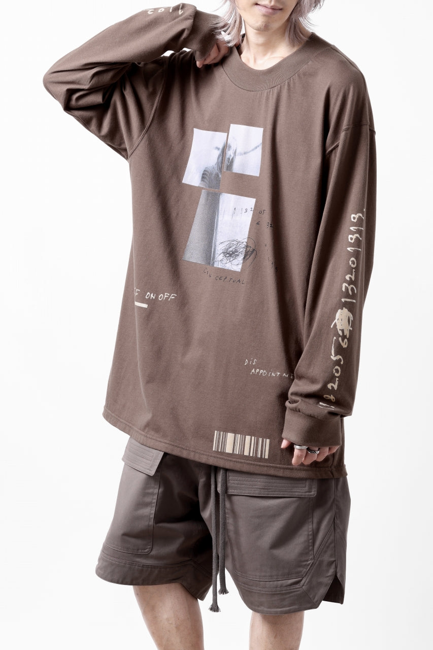 画像をギャラリービューアに読み込む, A.F ARTEFACT THICK-COLLAR BASIC L/S T-SHIRT / TYPE B PRINT (BROWN)
