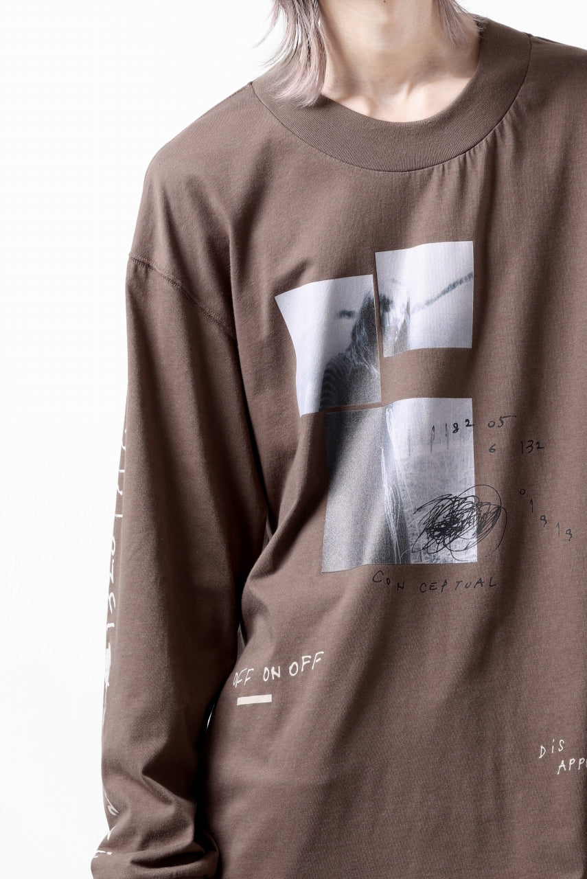 画像をギャラリービューアに読み込む, A.F ARTEFACT THICK-COLLAR BASIC L/S T-SHIRT / TYPE B PRINT (BROWN)