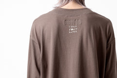 画像をギャラリービューアに読み込む, A.F ARTEFACT THICK-COLLAR BASIC L/S T-SHIRT / TYPE B PRINT (BROWN)