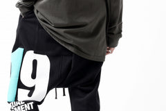 画像をギャラリービューアに読み込む, A.F ARTEFACT 919 SARROUEL EASY PANTS / MEDIUM SWEAT (BLACK x MINT)
