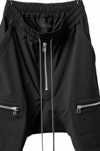 画像をギャラリービューアに読み込む, A.F ARTEFACT FRONT ZIP SARROUEL EASY PANTS / STRETCH NYLON (BLACK)