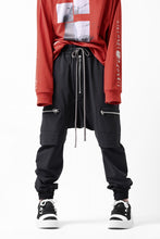 画像をギャラリービューアに読み込む, A.F ARTEFACT FRONT ZIP SARROUEL EASY PANTS / STRETCH NYLON (BLACK)