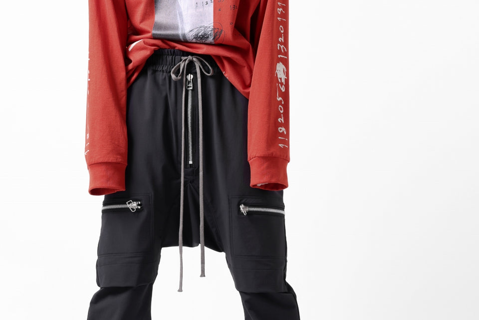 画像をギャラリービューアに読み込む, A.F ARTEFACT FRONT ZIP SARROUEL EASY PANTS / STRETCH NYLON (BLACK)