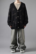 画像をギャラリービューアに読み込む, A.F ARTEFACT PYRA PATTERN COTTON KNIT CARDIGAN (BLACK x BROWN)