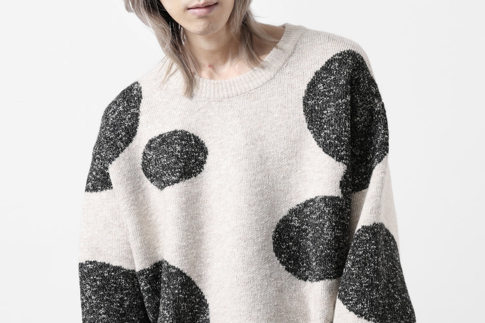 画像をギャラリービューアに読み込む, A.F ARTEFACT POLKA PATTERN KNIT TOPS (BEIGE x GREY)