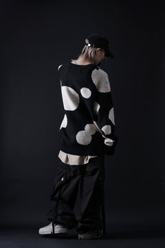 画像をギャラリービューアに読み込む, A.F ARTEFACT POLKA PATTERN KNIT TOPS (BLACK x BEIGE)