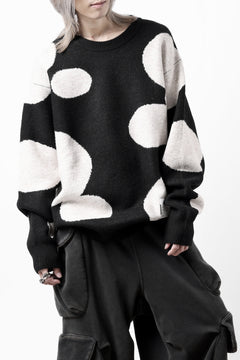 画像をギャラリービューアに読み込む, A.F ARTEFACT POLKA PATTERN KNIT TOPS (BLACK x BEIGE)