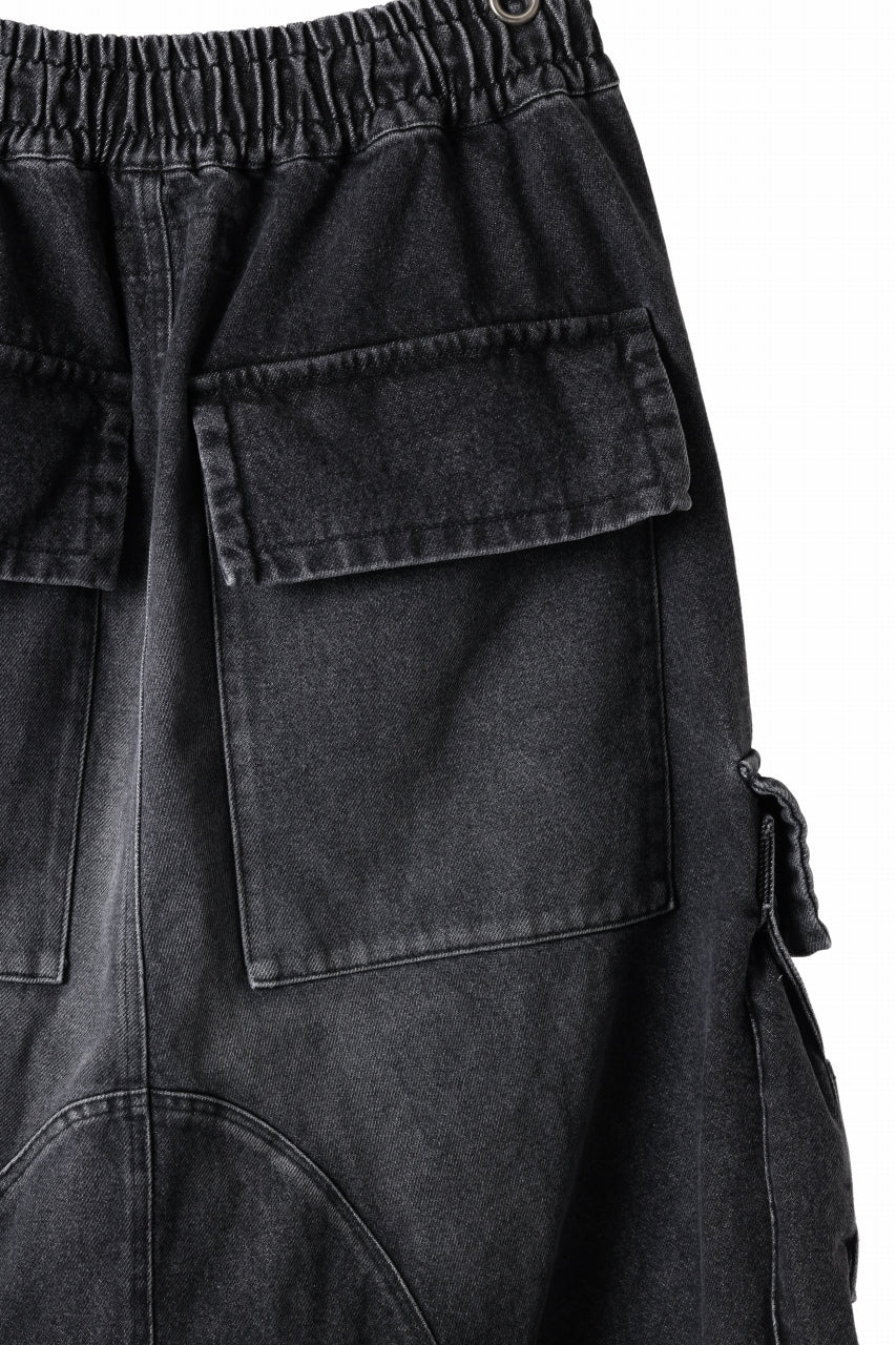 画像をギャラリービューアに読み込む, A.F ARTEFACT LOWCROTCH MILITARY WIDE SHORTS / FADED AGING DENIM (BLACK)