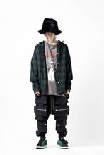 画像をギャラリービューアに読み込む, A.F ARTEFACT SNAPPED OVER SHIRT / OMBRE FLANNEL (BLACK x KHAKI)