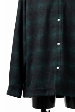 画像をギャラリービューアに読み込む, A.F ARTEFACT SNAPPED OVER SHIRT / OMBRE FLANNEL (BLACK x KHAKI)
