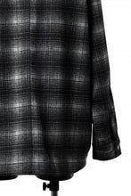 画像をギャラリービューアに読み込む, A.F ARTEFACT SNAPPED OVER SHIRT / OMBRE FLANNEL (BLACK x WHITE)
