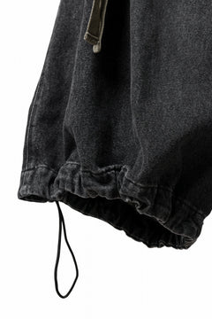 画像をギャラリービューアに読み込む, A.F ARTEFACT EXTREME WIDE CARGO PANTS / FADED AGING DENIM (VINTAGE BLACK)