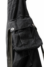 画像をギャラリービューアに読み込む, A.F ARTEFACT EXTREME WIDE CARGO PANTS / FADED AGING DENIM (VINTAGE BLACK)