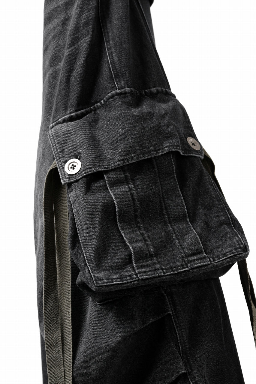 A.F ARTEFACT EXTREME WIDE CARGO PANTS / FADED AGING DENIM (VINTAGE BLACK)