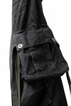 画像をギャラリービューアに読み込む, A.F ARTEFACT EXTREME WIDE CARGO PANTS / FADED AGING DENIM (VINTAGE BLACK)