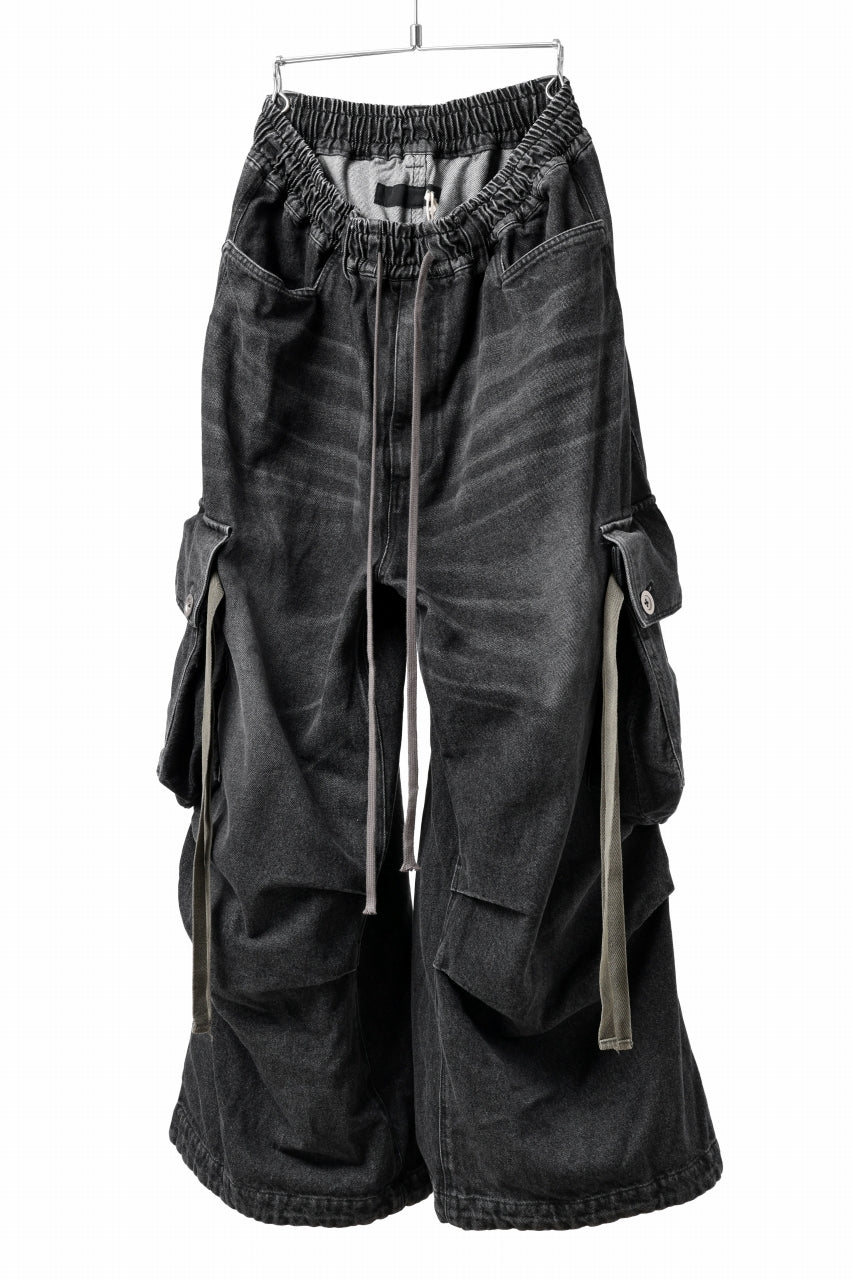 画像をギャラリービューアに読み込む, A.F ARTEFACT EXTREME WIDE CARGO PANTS / FADED AGING DENIM (VINTAGE BLACK)