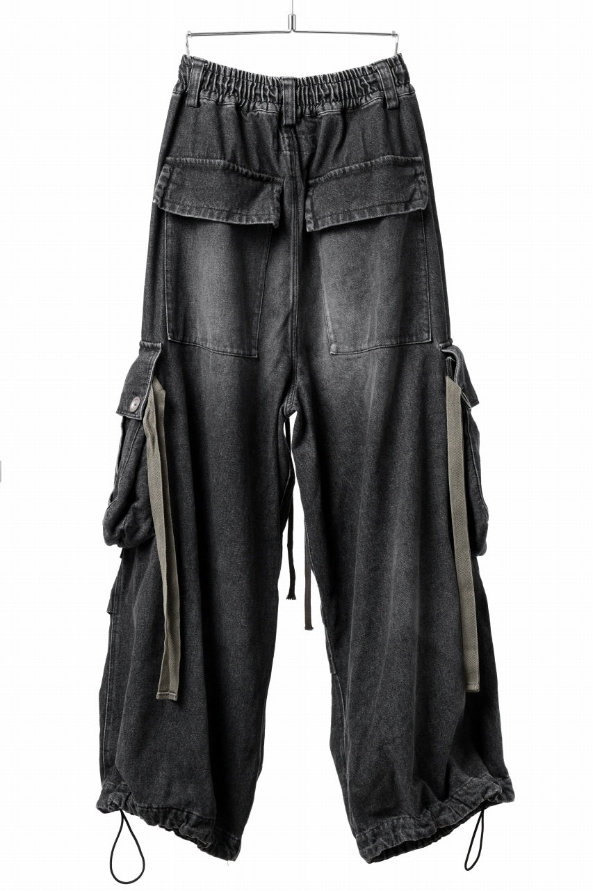画像をギャラリービューアに読み込む, A.F ARTEFACT EXTREME WIDE CARGO PANTS / FADED AGING DENIM (VINTAGE BLACK)