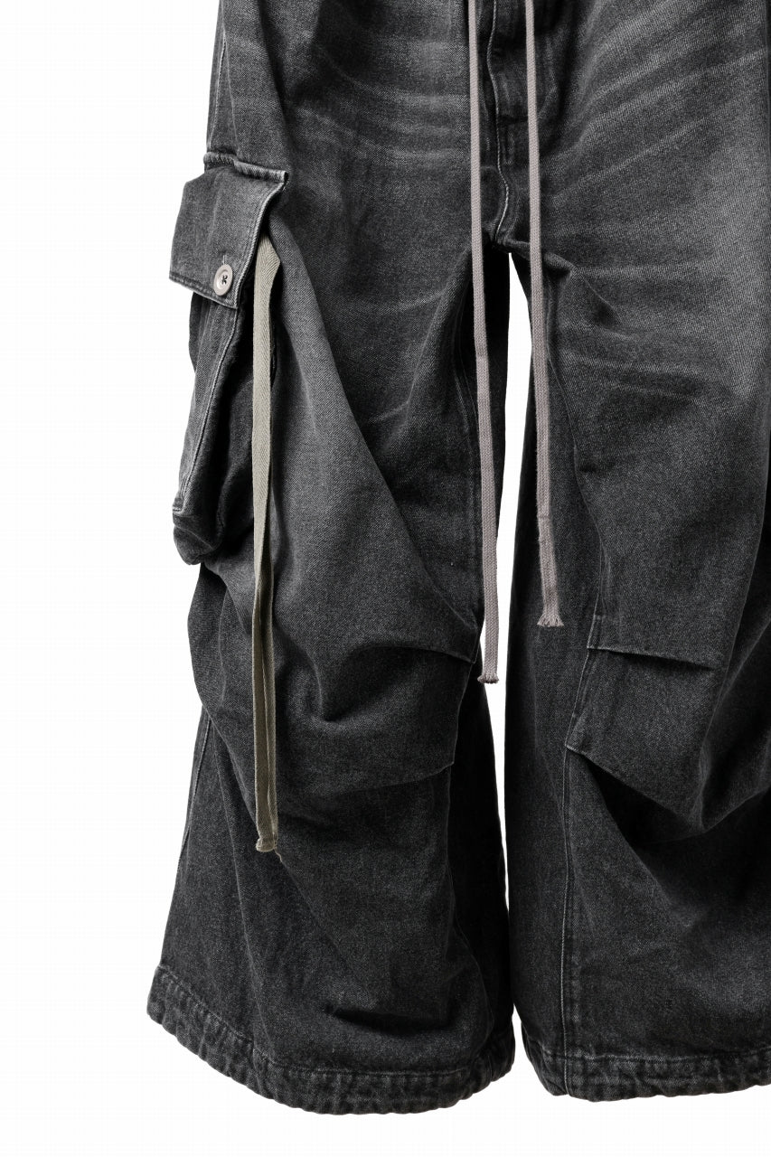 画像をギャラリービューアに読み込む, A.F ARTEFACT EXTREME WIDE CARGO PANTS / FADED AGING DENIM (VINTAGE BLACK)