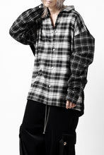 画像をギャラリービューアに読み込む, A.F ARTEFACT SNAPPED OVER SHIRT / CHECK x CORDUROY COMBI (BLACK)