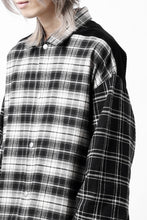 画像をギャラリービューアに読み込む, A.F ARTEFACT SNAPPED OVER SHIRT / CHECK x CORDUROY COMBI (BLACK)