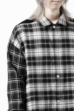 画像をギャラリービューアに読み込む, A.F ARTEFACT SNAPPED OVER SHIRT / CHECK x CORDUROY COMBI (BLACK)