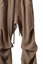 画像をギャラリービューアに読み込む, A.F ARTEFACT TUCK VOLUME BAGGY PANTS / ORGANIC LINEN (BEIGE)