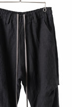 画像をギャラリービューアに読み込む, A.F ARTEFACT TUCK VOLUME BAGGY PANTS / ORGANIC LINEN (BLACK)