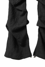 画像をギャラリービューアに読み込む, A.F ARTEFACT TUCK VOLUME BAGGY PANTS / ORGANIC LINEN (BLACK)