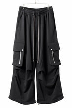 画像をギャラリービューアに読み込む, A.F ARTEFACT EXTREME WIDE CARGO PANTS / COTTON-TERRY (BLACK)