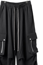 画像をギャラリービューアに読み込む, A.F ARTEFACT EXTREME WIDE CARGO PANTS / COTTON-TERRY (BLACK)