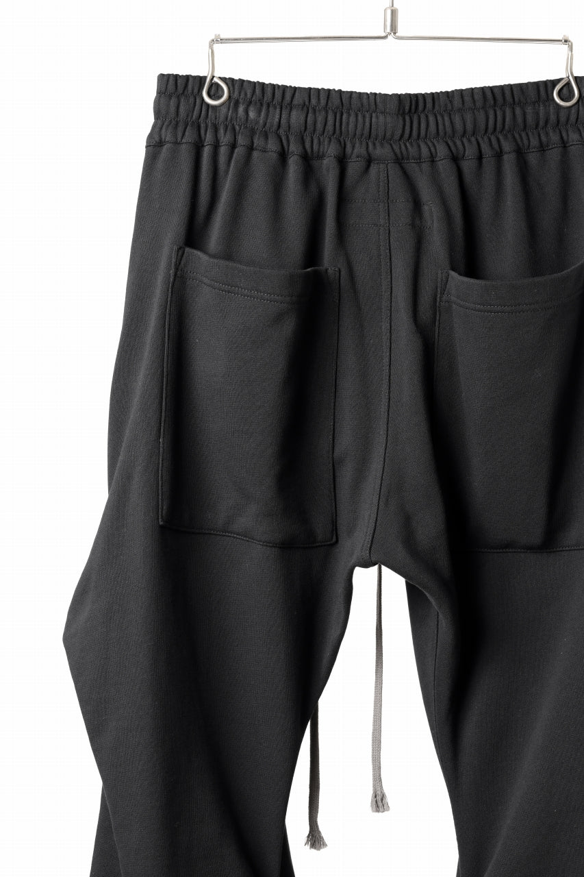 画像をギャラリービューアに読み込む, A.F ARTEFACT TUCK VOLUME BAGGY PANTS / COTTON-TERRY (BLACK)