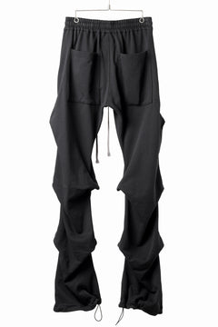 画像をギャラリービューアに読み込む, A.F ARTEFACT TUCK VOLUME BAGGY PANTS / COTTON-TERRY (BLACK)