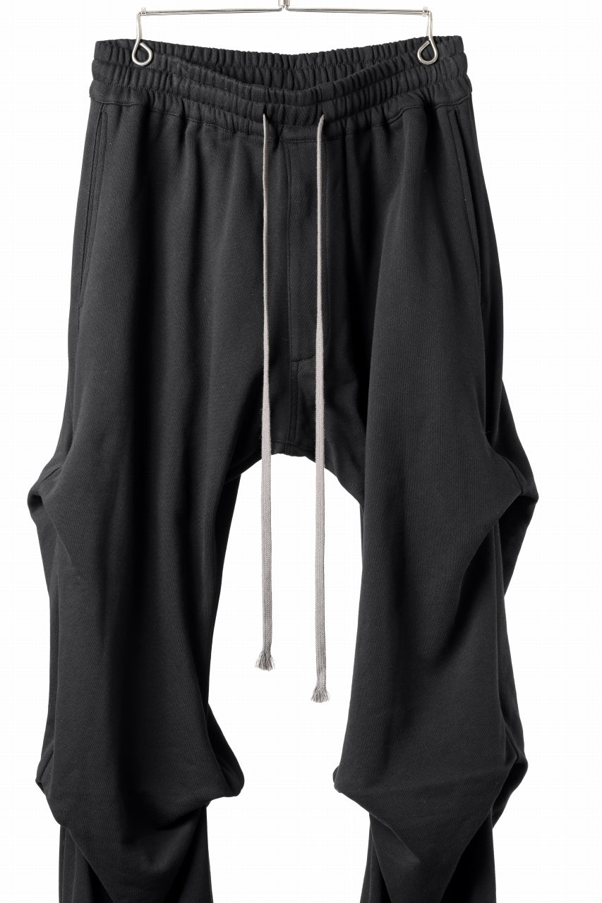 画像をギャラリービューアに読み込む, A.F ARTEFACT TUCK VOLUME BAGGY PANTS / COTTON-TERRY (BLACK)