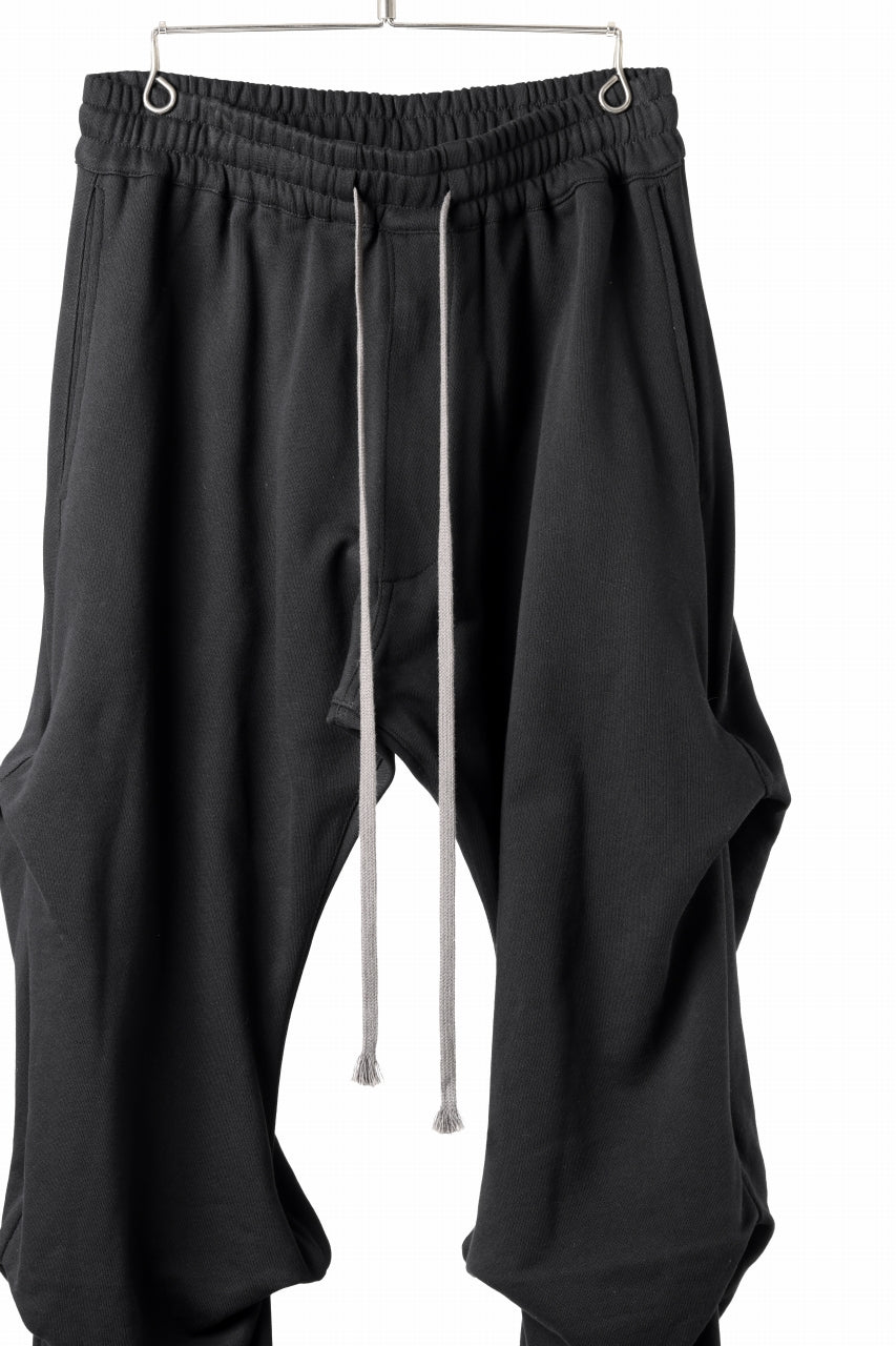 画像をギャラリービューアに読み込む, A.F ARTEFACT TUCK VOLUME BAGGY PANTS / COTTON-TERRY (BLACK)