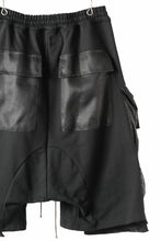 画像をギャラリービューアに読み込む, A.F ARTEFACT COMBINED DROPCROTCH CARGO SHORTS (BLACK)