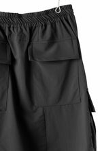 画像をギャラリービューアに読み込む, A.F ARTEFACT SARROUEL CARGO SHORTS / TECH-SMOOTH (BLACK)