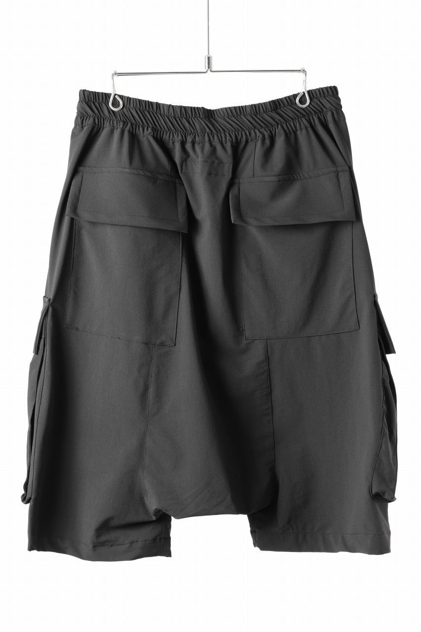 画像をギャラリービューアに読み込む, A.F ARTEFACT SARROUEL CARGO SHORTS / TECH-SMOOTH (BLACK)