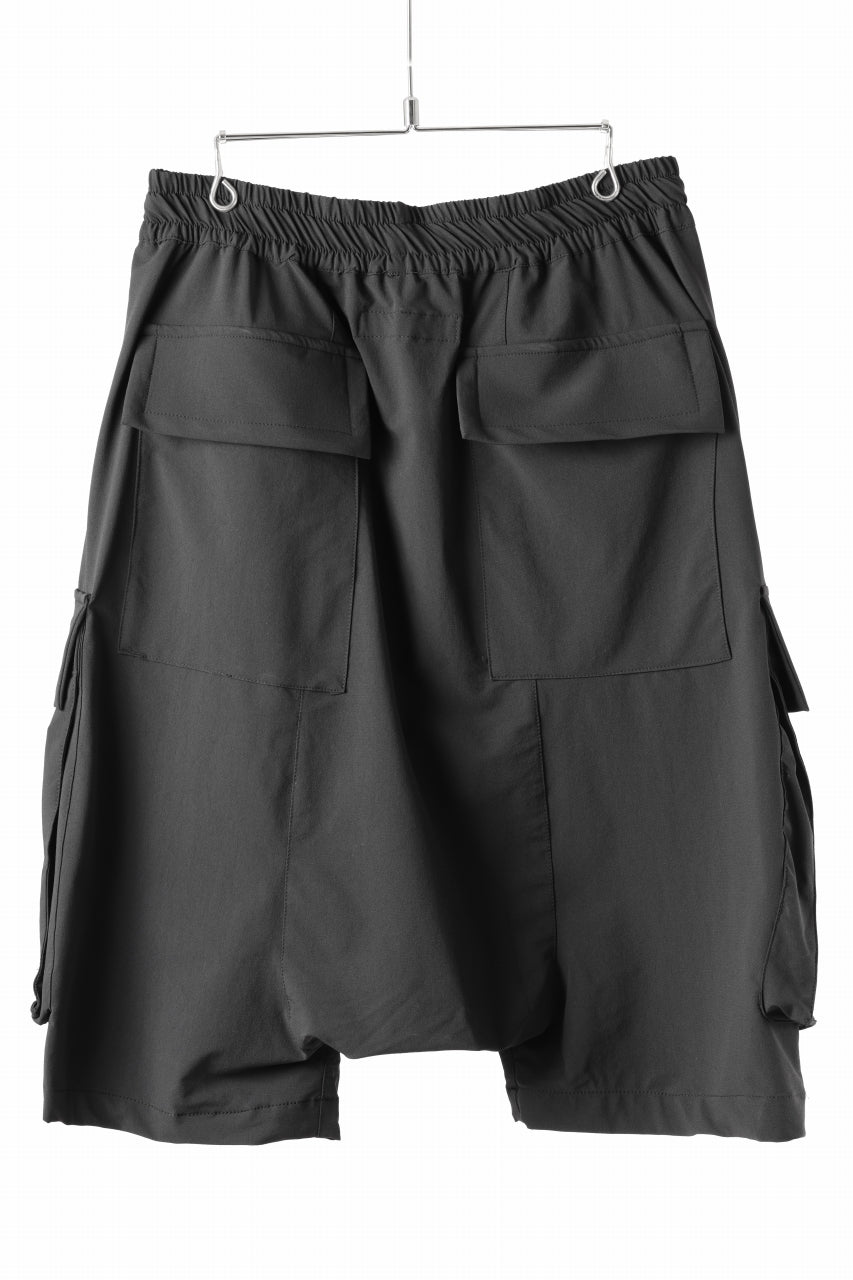 画像をギャラリービューアに読み込む, A.F ARTEFACT SARROUEL CARGO SHORTS / TECH-SMOOTH (BLACK)