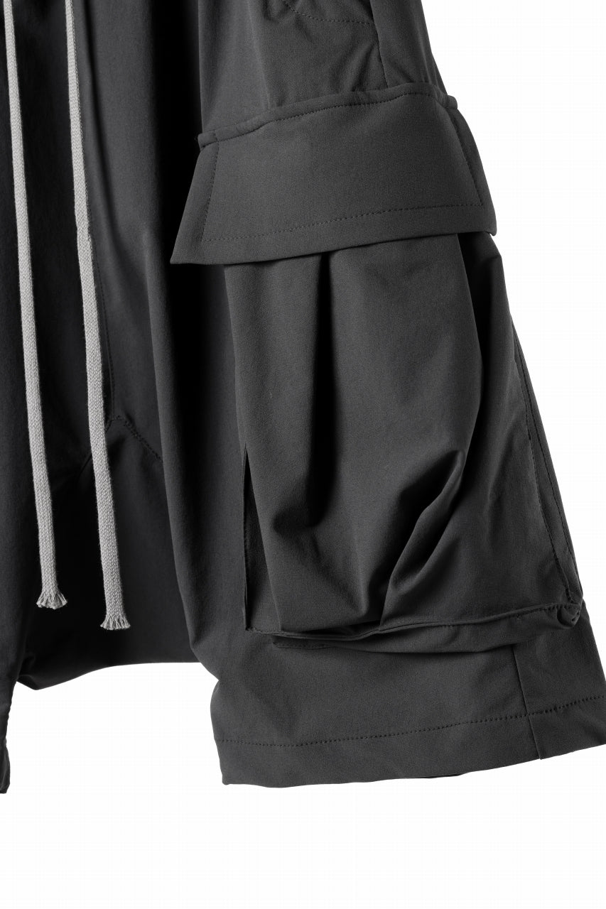 画像をギャラリービューアに読み込む, A.F ARTEFACT SARROUEL CARGO SHORTS / TECH-SMOOTH (BLACK)
