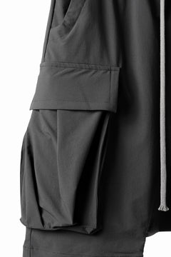 画像をギャラリービューアに読み込む, A.F ARTEFACT SARROUEL CARGO SHORTS / TECH-SMOOTH (BLACK)