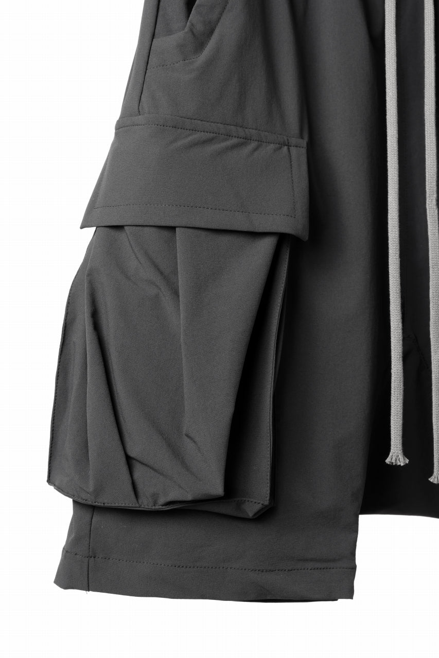 画像をギャラリービューアに読み込む, A.F ARTEFACT SARROUEL CARGO SHORTS / TECH-SMOOTH (BLACK)